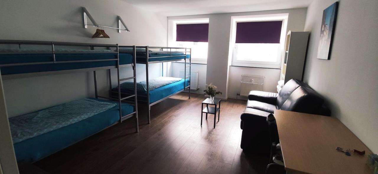 Full Flat 3 Bedrooms Saarbrucken Center -11 People Zewnętrze zdjęcie