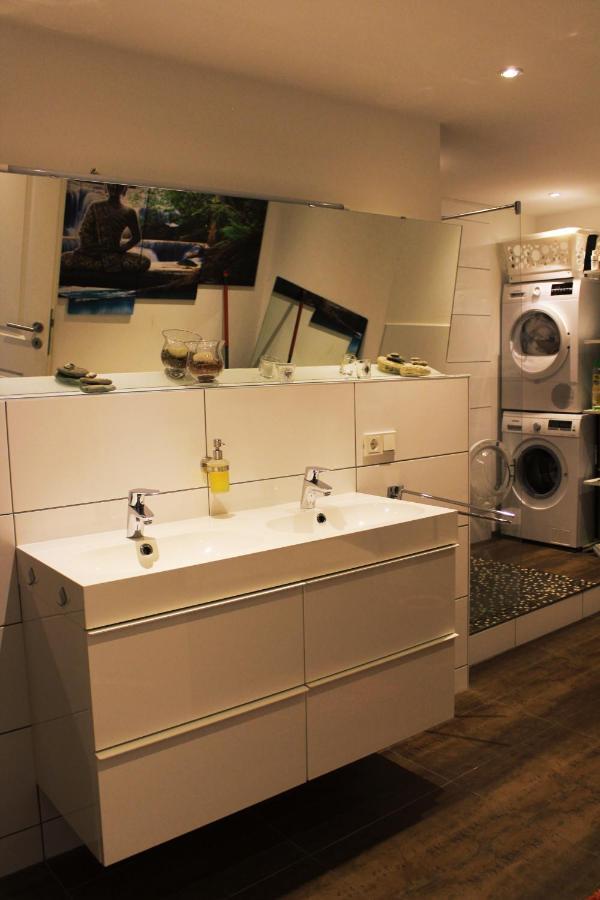 Full Flat 3 Bedrooms Saarbrucken Center -11 People Zewnętrze zdjęcie